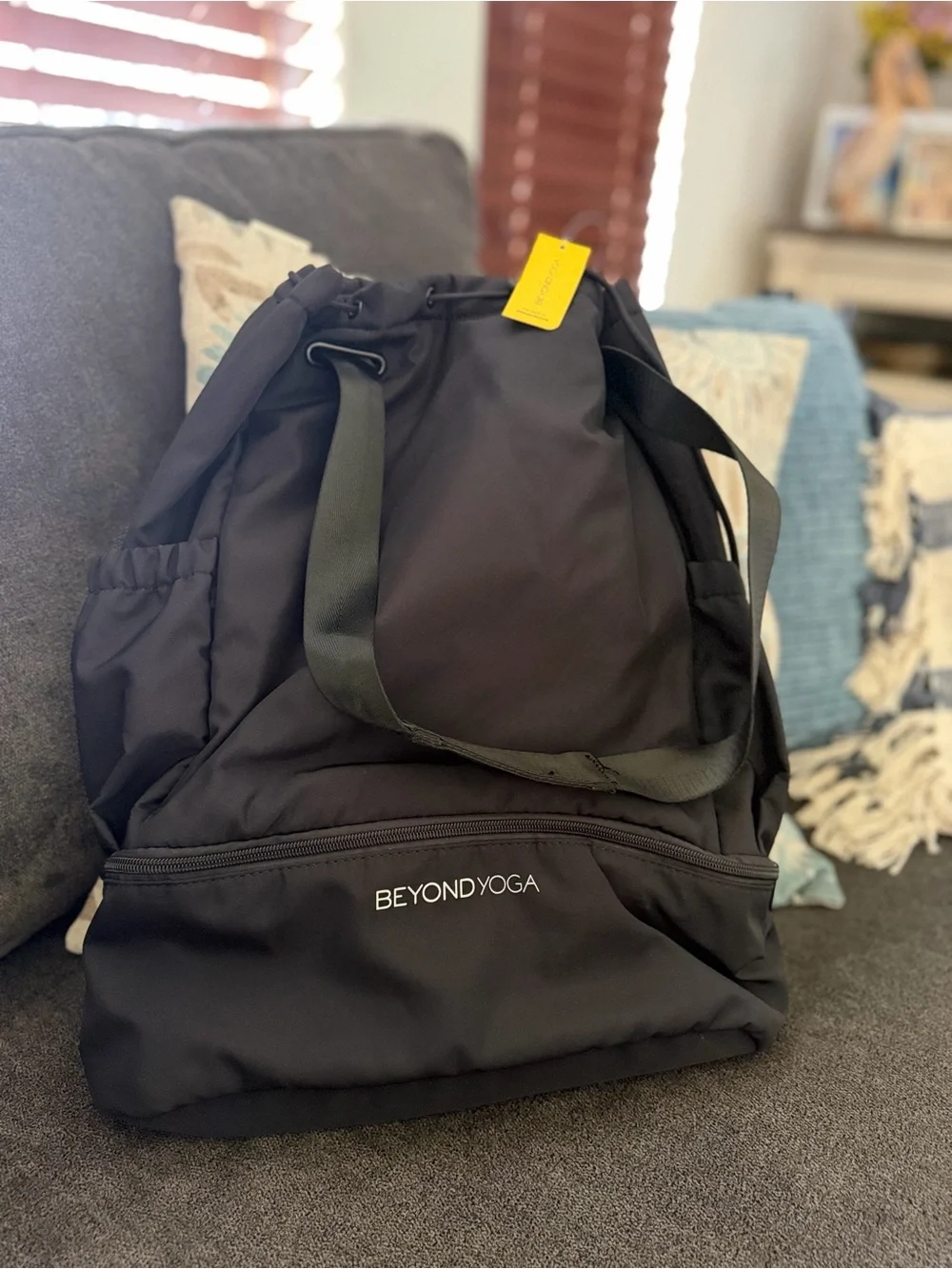 Beyond Yoga Black Drawstring Convertible Gym Backpack